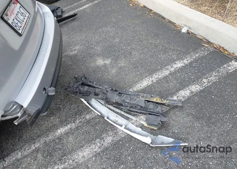 2017 Subaru Forester 2.5I Premium z USA, uszkodzony, nr VIN JF2SJAEC7HH572017